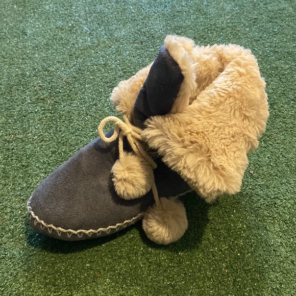 Boot Slippers - Picture 5 of 5